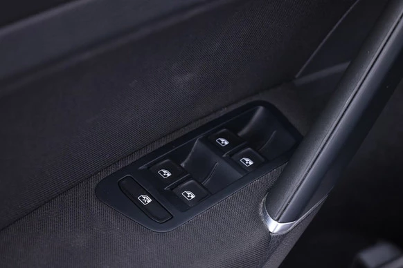 Volkswagen e-Golf - Afbeelding 8 van 30