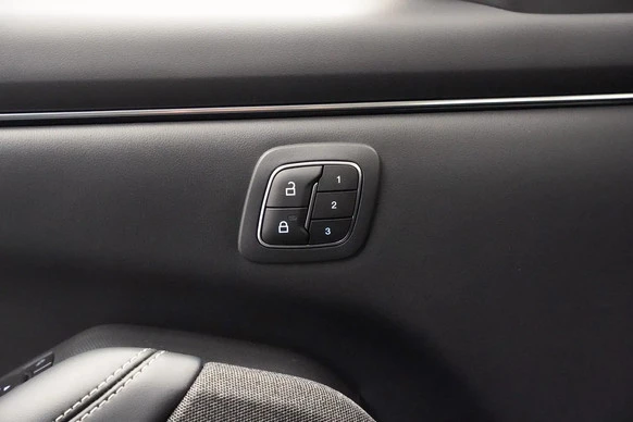 Ford Mustang Mach-E - Afbeelding 11 van 30