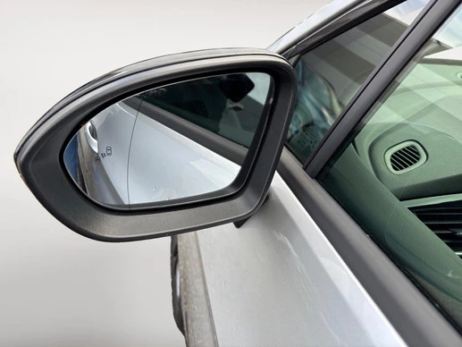 Opel Astra - Afbeelding 8 van 30