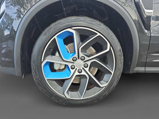 Lynk & Co 01 - Afbeelding 2 van 26