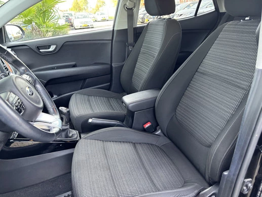 Kia Stonic - Afbeelding 13 van 24