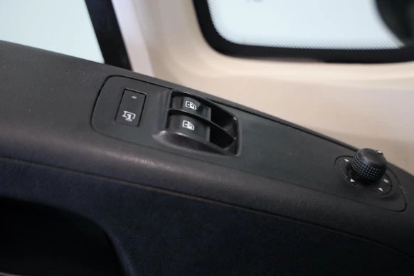 Peugeot Boxer - Afbeelding 6 van 12