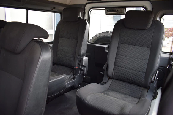 Land Rover Defender - Afbeelding 6 van 30
