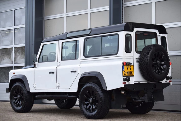 Land Rover Defender - Afbeelding 8 van 30