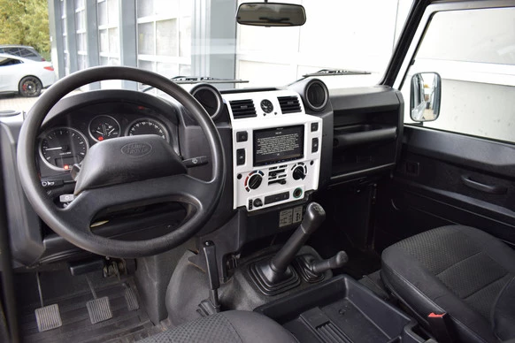 Land Rover Defender - Afbeelding 13 van 30