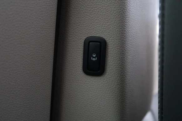 Volkswagen Multivan - Afbeelding 25 van 30