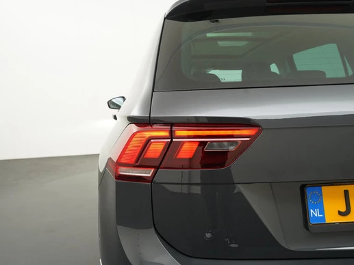 Volkswagen Tiguan - Afbeelding 27 van 30