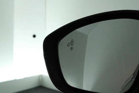 Peugeot e-208 - Afbeelding 4 van 30