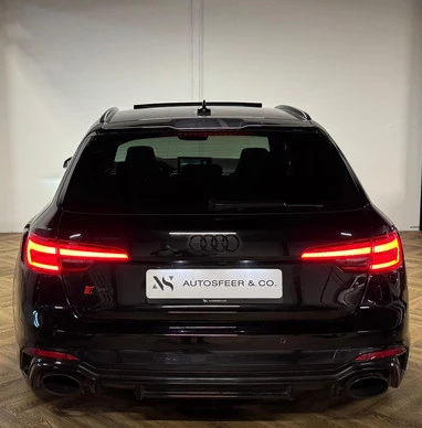 Audi RS4 - Afbeelding 4 van 30