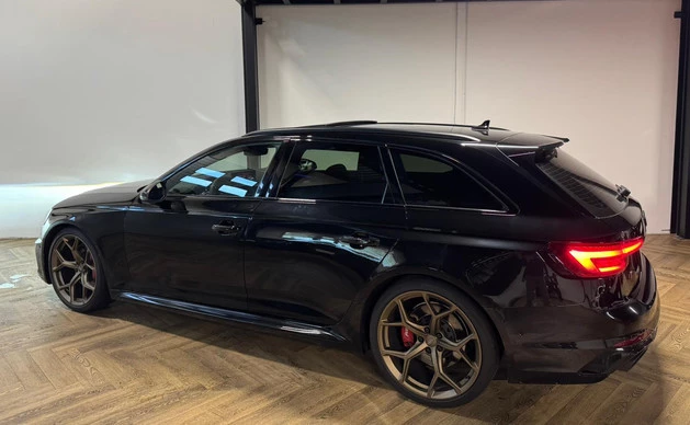 Audi RS4 - Afbeelding 8 van 30