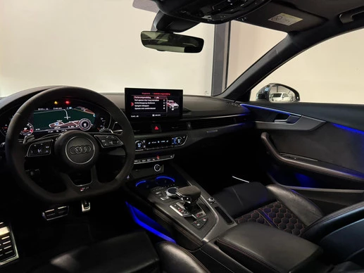 Audi RS4 - Afbeelding 22 van 30