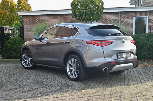 Alfa Romeo Stelvio - Afbeelding 2 van 30