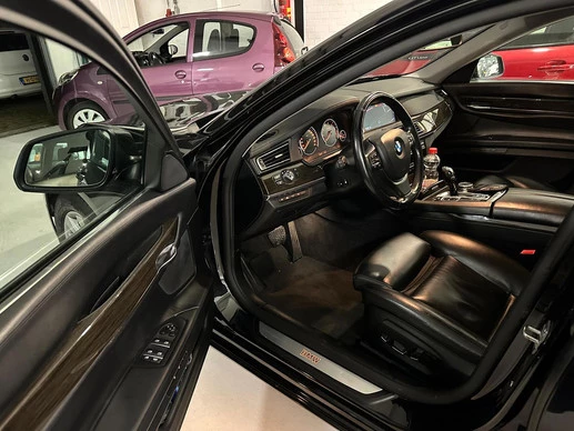 BMW 7 Serie - Afbeelding 8 van 19
