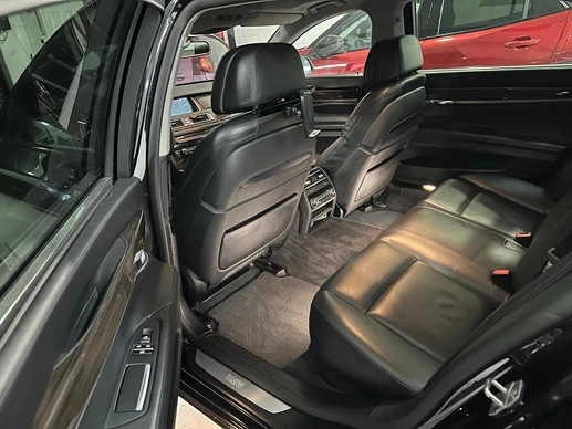 BMW 7 Serie - Afbeelding 9 van 19