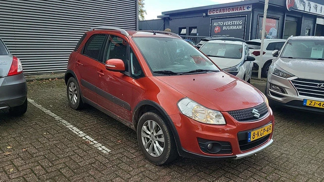 Suzuki SX4 - Afbeelding 1 van 4