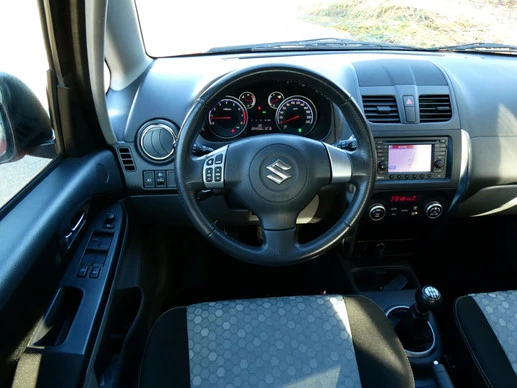 Suzuki SX4 - Afbeelding 2 van 25