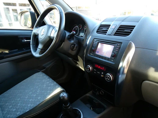 Suzuki SX4 - Afbeelding 11 van 25
