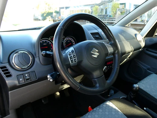 Suzuki SX4 - Afbeelding 13 van 25