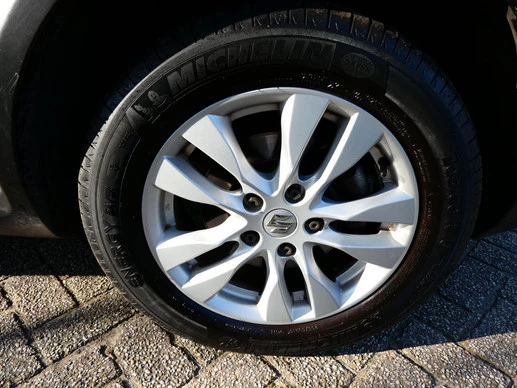 Suzuki SX4 - Afbeelding 18 van 25