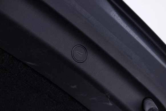 Tesla Model Y - Afbeelding 10 van 27