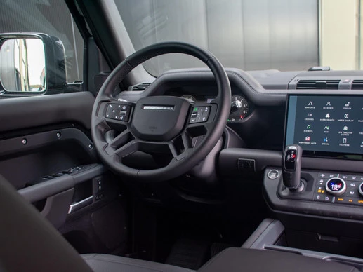Land Rover Defender - Afbeelding 25 van 30