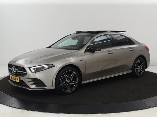 Mercedes-Benz A-Klasse - Afbeelding 1 van 30