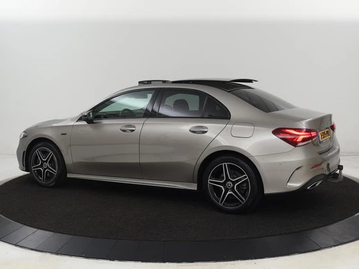 Mercedes-Benz A-Klasse - Afbeelding 2 van 30