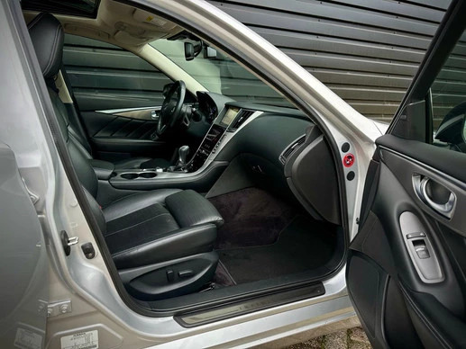 Infiniti Q - Afbeelding 23 van 30