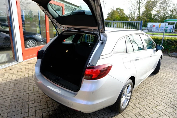 Opel Astra - Afbeelding 9 van 30