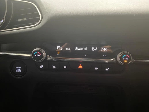 Mazda CX-30 - Afbeelding 25 van 27