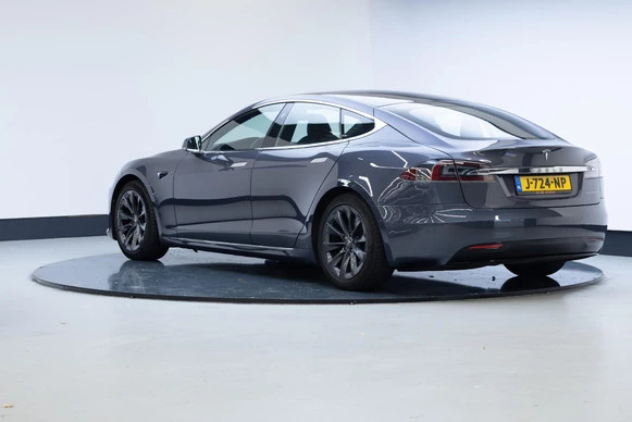 Tesla Model S - Afbeelding 2 van 24