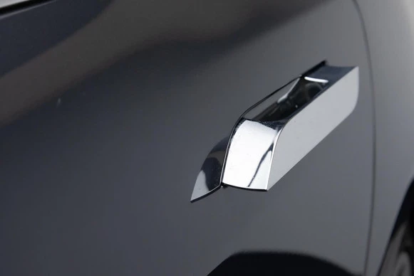 Tesla Model S - Afbeelding 4 van 24