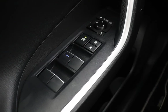 Toyota RAV4 - Afbeelding 17 van 27