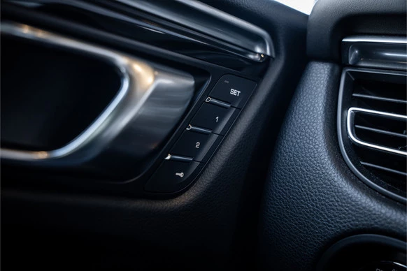 Porsche Macan - Afbeelding 28 van 30