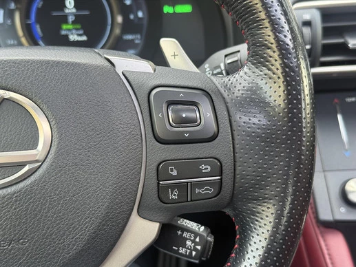 Lexus RC - Afbeelding 26 van 30