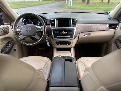 Mercedes-Benz M-Klasse - Afbeelding 4 van 30