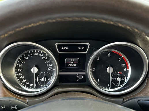 Mercedes-Benz M-Klasse - Afbeelding 17 van 30