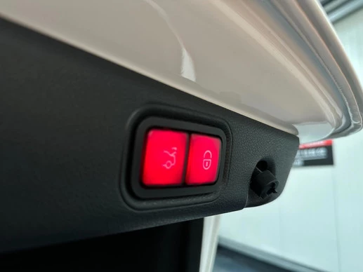 Mercedes-Benz E-Klasse - Afbeelding 20 van 30