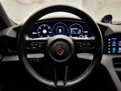 Porsche Taycan - Afbeelding 19 van 30