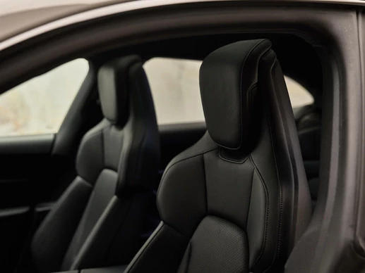 Porsche Taycan - Afbeelding 27 van 30