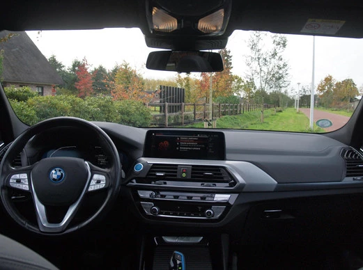 BMW iX3 - Afbeelding 16 van 30