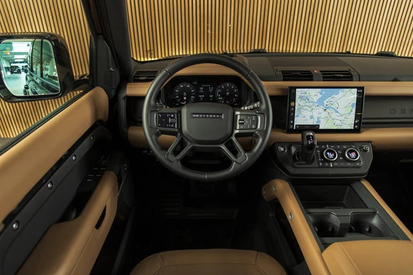 Land Rover Defender - Afbeelding 12 van 28