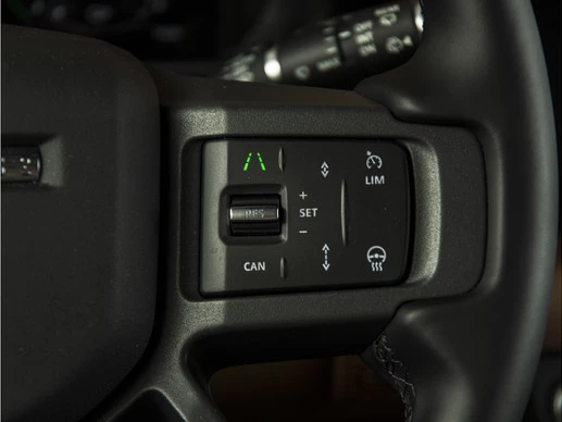 Land Rover Defender - Afbeelding 24 van 28