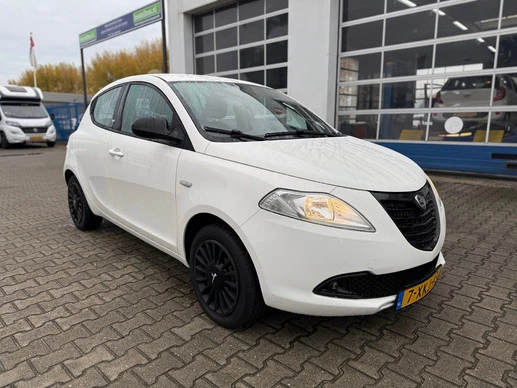 Lancia Ypsilon - Afbeelding 3 van 17