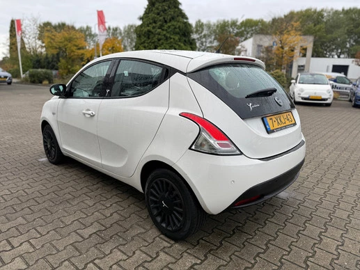 Lancia Ypsilon - Afbeelding 9 van 17