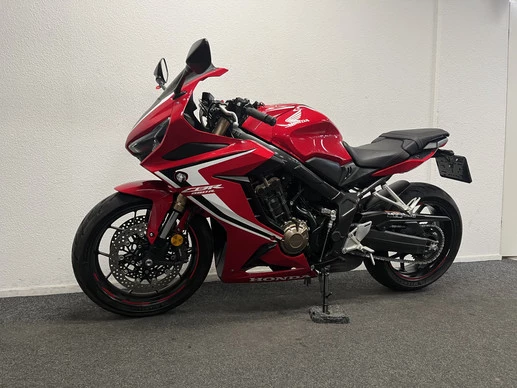 Honda CBR 650 - Afbeelding 14 van 22