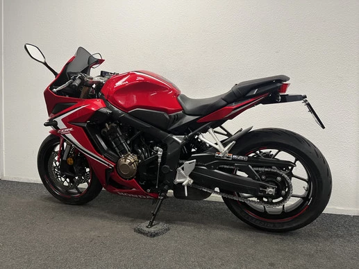 Honda CBR 650 - Afbeelding 15 van 22