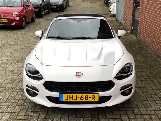 Fiat 124 Spider - Afbeelding 4 van 26