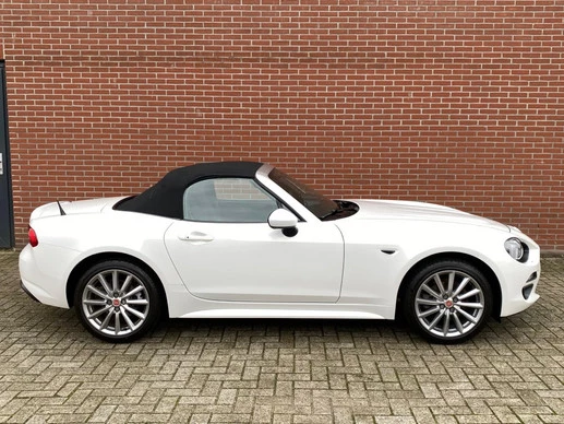 Fiat 124 Spider - Afbeelding 25 van 26