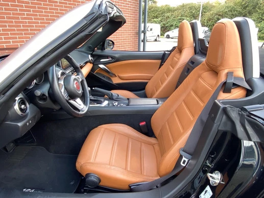 Fiat 124 Spider - Afbeelding 6 van 25